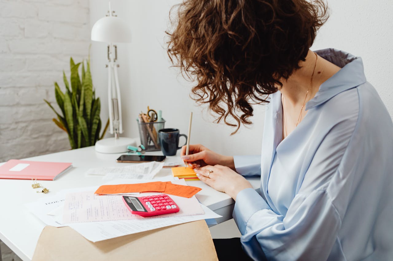 How to Create a Monthly Budget That Works